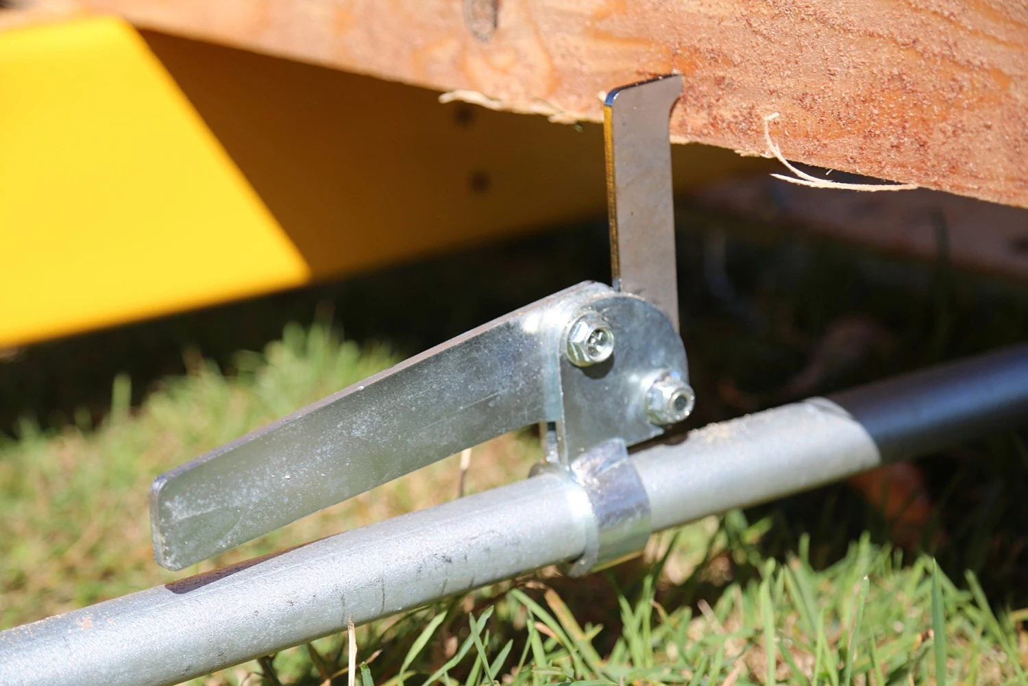 Frontier Cam Dog Pikakiinnike OS27 3 Frontier Cam Dog Pikakiinnike OS27