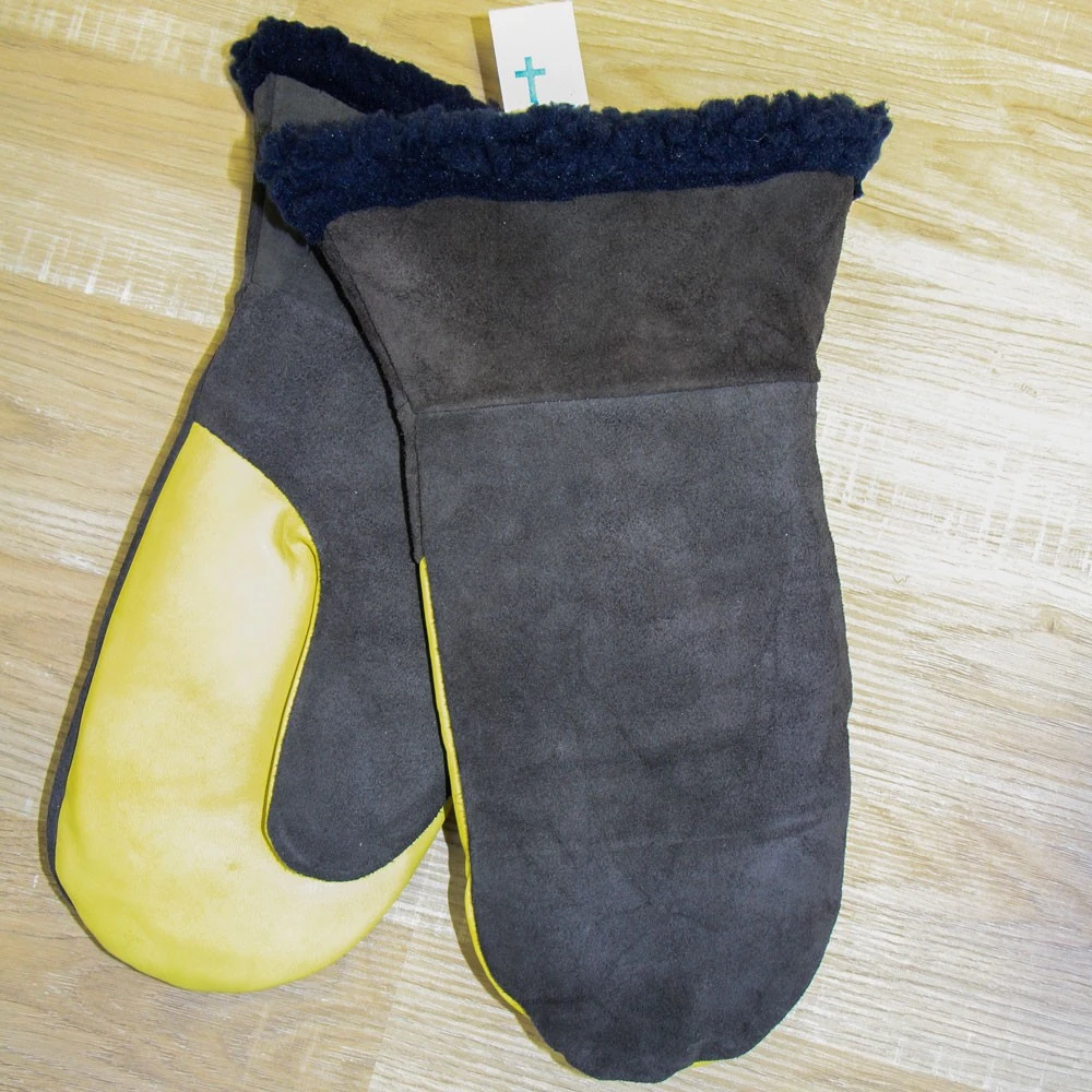 Kotimaiset Talvirukkaset, Naisten Pitkä Malli 3 Kotimaiset Talvirukkaset, Naisten Pitkä Malli